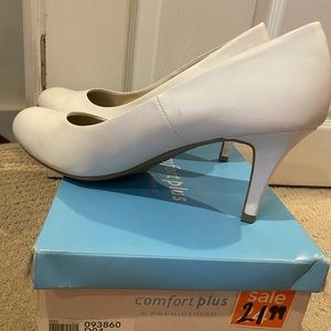 Comfort Plus || White Heels || Size 12